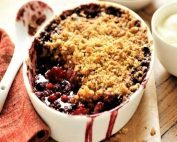 Apple Berry Crumble Image