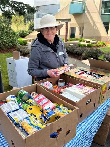 Well Fed Well Read Food Drive